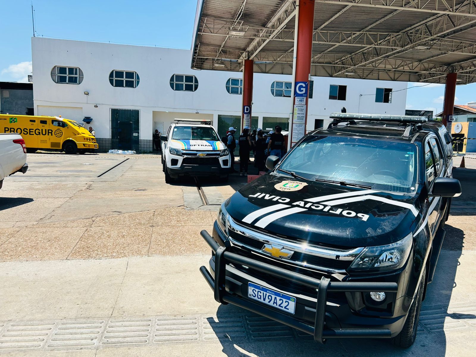 POLÍCIA CIVIL INVESTIGA TENTATIVA DE ASSALTO A CARRO FORTE EM MACAPÁ
